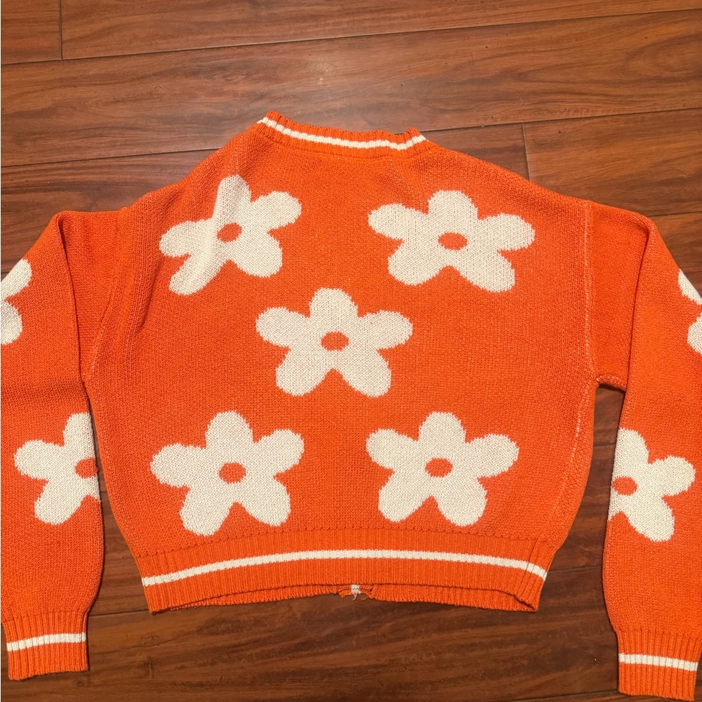 Bershka Orange Floral Button-Up Cardigan - Picture 6 of 9